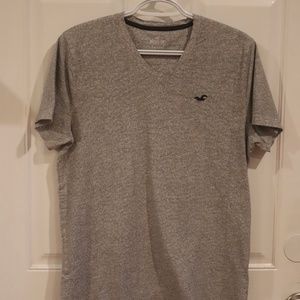 HOLLISTER Must Have Collection V Neck Tee